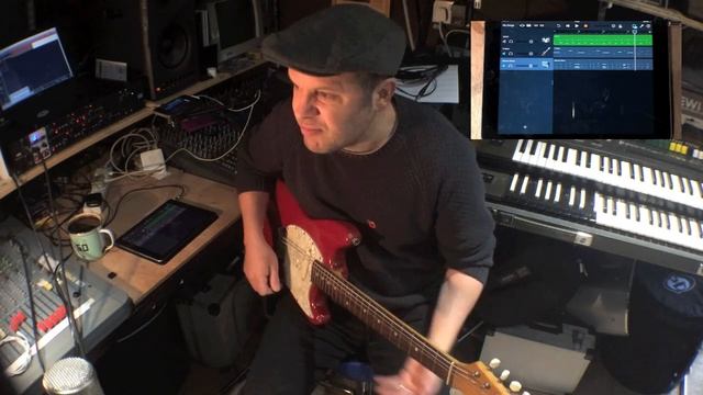 Rhythm part THREE_ hybrid guitar, playing bass and guitar simultaneously смотреть онлайн