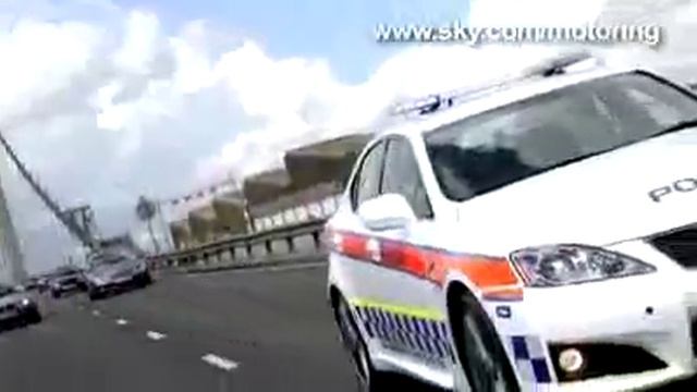 Ferrari 458 Italia, BMW X6M, Eagle Jaguar E-type Speedster смотреть онлайн