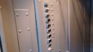 Грузовой лифт в ТЦ 2003 года, Г/П 500кг (ТЦ "ЦУМ" г. Полтава)