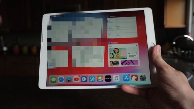 iOS 12 Features & Changes! (New Animoji & More) смотреть онлайн