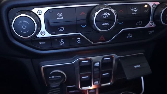 2022 Jeep Wrangler Rubicon Xtreme Recon 2.0 Turbo: This AEV Build Is Fantastic On-Road And Off-Road смотреть онлайн