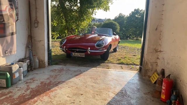 LET'S TAKE A RIDE - RED 1962 Jaguar Series One E-Type Roadster! - In the Garage with Steve Natale смотреть онлайн