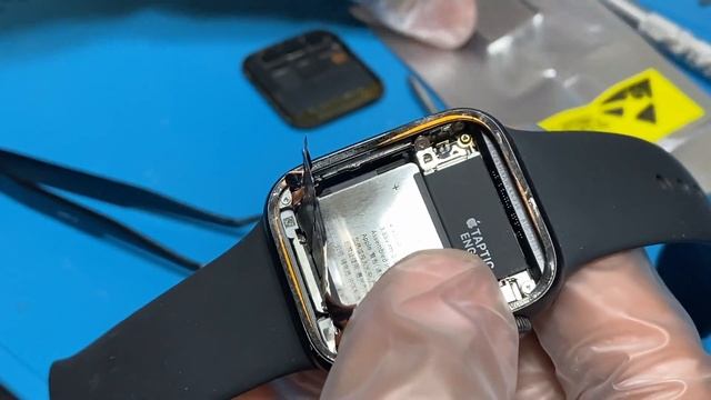 Apple Watch Series 5 (40mm) Battery Replacement (2024)