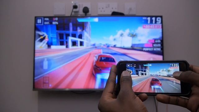 Lightning to HDMI Cable Review | Any Good? смотреть онлайн