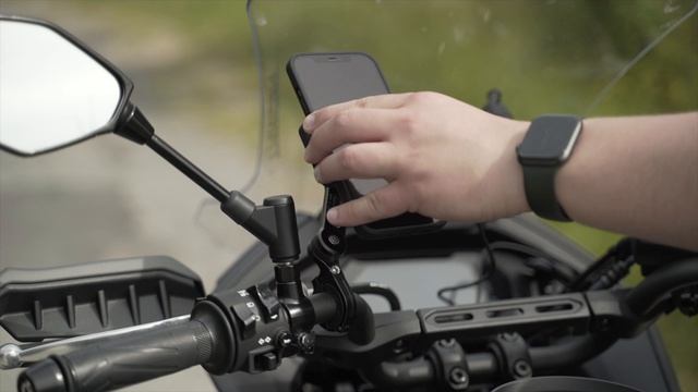 Borsa serbatoio GIVI + Supporto Smartphone SP CONNECT | Test e Recensione смотреть онлайн