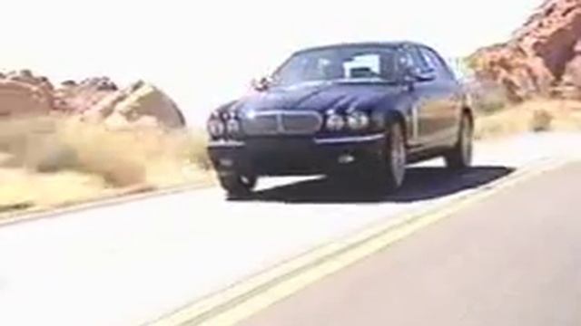 2006 Jaguar XJ Super V8 Portfolio, Car Review. смотреть онлайн