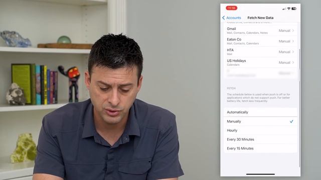 How To Turn On Fetch Or Push Email On iPhone смотреть онлайн
