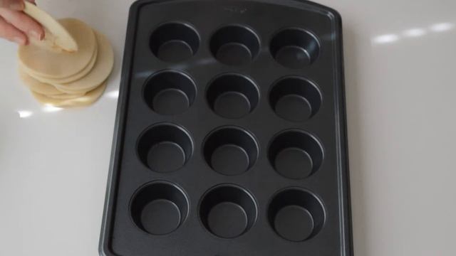 Mini Apple Pie Cupcakes!! Tutorial смотреть онлайн