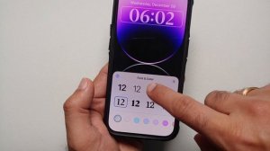 iPhone 14 Pro | How to Change Clock Font & Color on Lock Screen | iPhone 14, 14 Pro Max, 14 Plus