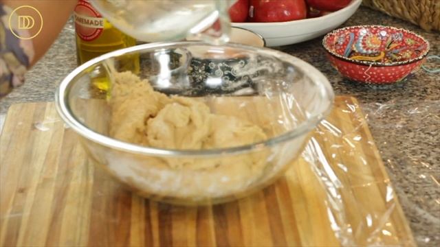 Apple Filled Tsoureki: Cinnamon Apple Filled Brioche Braid смотреть онлайн