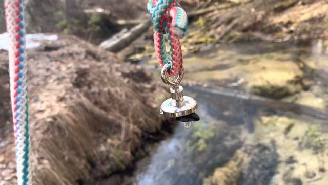 Необычные камни в ручье за поселком Песчаный опыты с магнитом смотреть онлайн