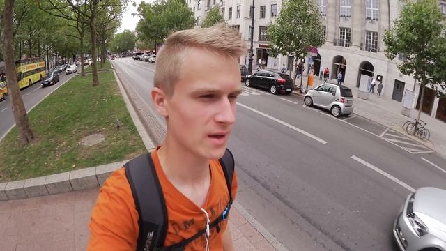 Sony Center + Apple Store + Zuschauer getroffen | Berlin Vlog 3/3 | ZinRex смотреть онлайн