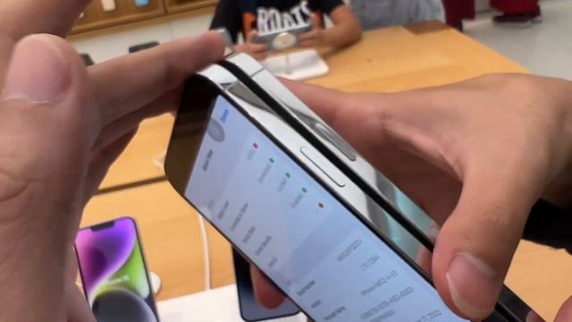 So sánh iPhone 14 Pro Max trắng và iPhone 13 Pro Max trắng смотреть онлайн
