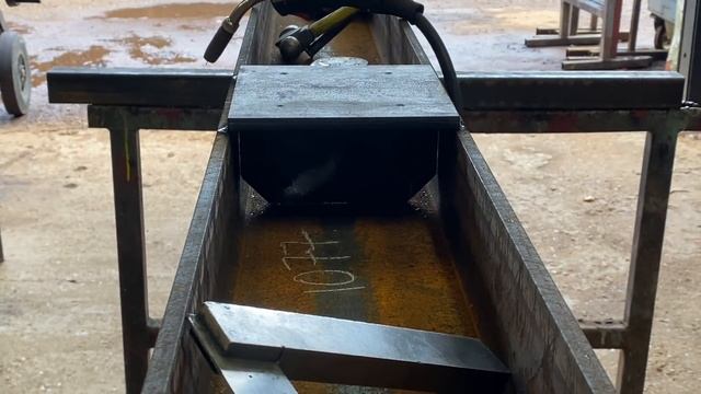 Structural Steel beam flange plate connection. Steel fabrication & Mig welding. смотреть онлайн