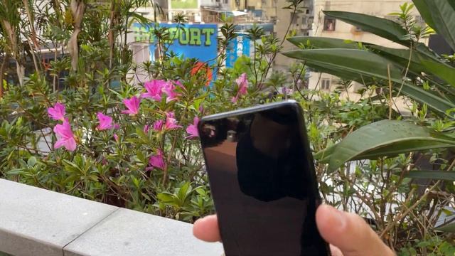Galaxy S20 Ultra First Look - Big Bucks BEAST! смотреть онлайн
