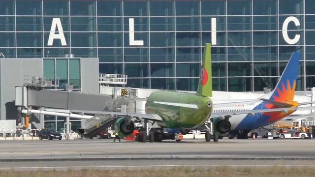 S7 - Siberia Airlines Airbus A320-200 смотреть онлайн