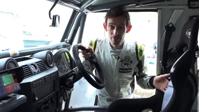 Land Rover Defender Challenge | PistonHeadsTV смотреть онлайн