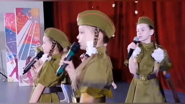 Вокальный ансамбль МАЛИНКИ песня КАТЮША