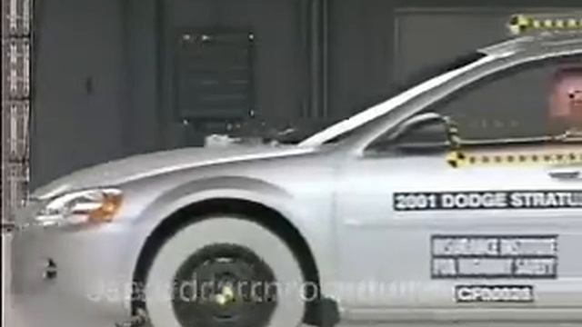 01-06 Dodge Stratus/Chrysler Sebring Sedan crash test (IIHS) смотреть онлайн