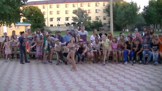 Пляжные костюмы смотреть онлайн