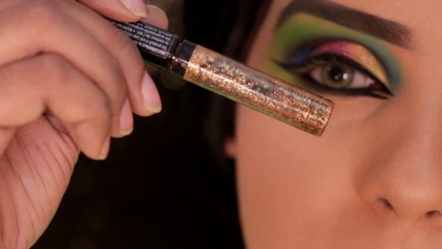 YOUR EVERYDAY MAKEUP LOOK | * KIDDING * | INTENSE GREEN LOOK | 2019 смотреть онлайн