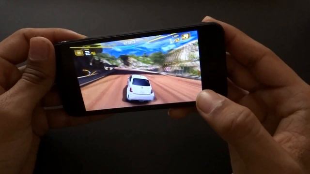Top Games for iPhone 5 смотреть онлайн