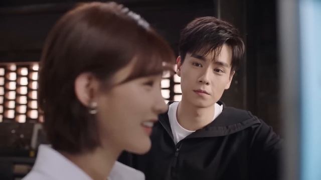 男主和女神公开秀恩爱，甜蜜得让人嫉妒 🧁 Chinese Television Dramas 胡一天 李一桐 смотреть онлайн