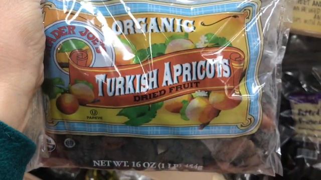 The HEALTHIEST items at TRADER JOE'S 2021 // Big Family Trader Joe's haul // BUDGET FRIENDLY смотреть онлайн