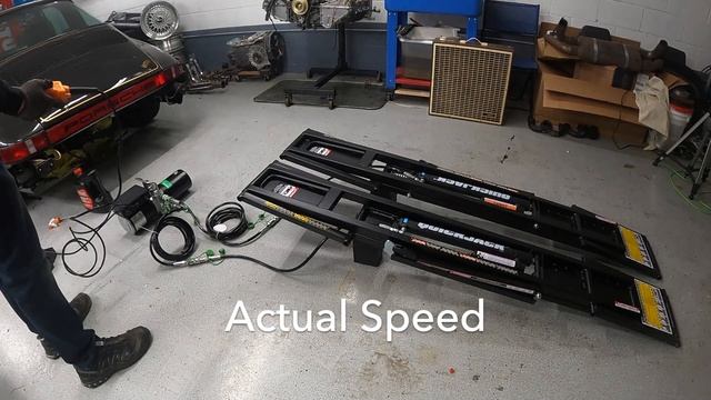 QuickJack 5000SLX Setup & Lift Aircooled Porsche 911