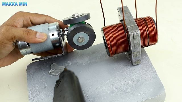 AC Electricity 220V Generator 15000W Copper Coil Light Bulb Magnet Power Science Experiments смотреть онлайн