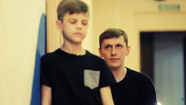 Танцы и она