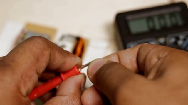 How to make a simple generator from Copper wire [Homemade Project] смотреть онлайн