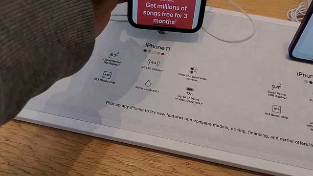 C'est ça le vraie prix des Iphones aux États-Unis смотреть онлайн