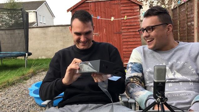 iPhone 7 Plus Jet Black unboXing FAILED potato смотреть онлайн