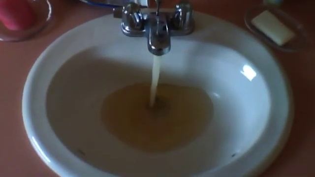 Hot and Cold Running Apple Juice смотреть онлайн