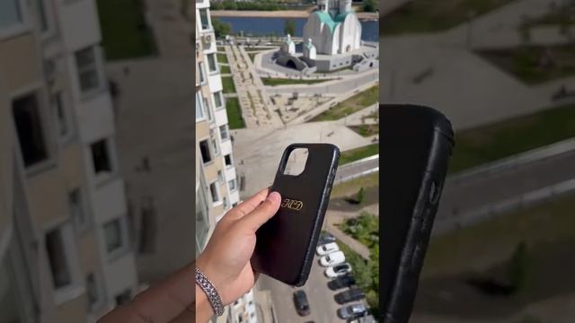 Кожаный чёрный чехол с тремя инициалами MobCase 1814 для iPhone 14 Pro Max смотреть онлайн