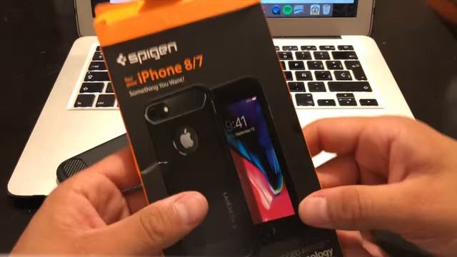 Unboxing protetor Spigen Rugged Armor para iPhone 8 смотреть онлайн
