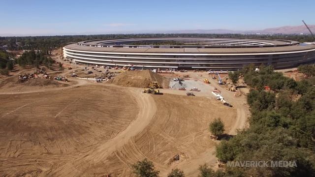 APPLE PARK August 2017 Drone Tour 4K смотреть онлайн