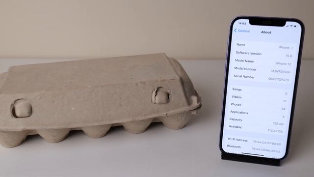 Mr Chicken is hatching from eggs box and see iPhone 12 incoming call смотреть онлайн