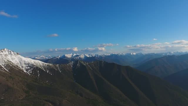За Золотом Иосича, Хабаровский край смотреть онлайн