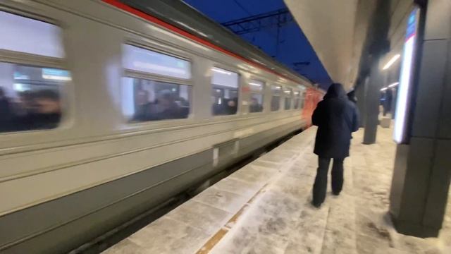 ЭД4М 0232 на станции Мещерская D4 снято: 12.01.24 в 07:48 на мой IPhone 11 64gb зелёного цвета! смотреть онлайн