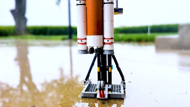 LEGO City rocket launch DISASTER... смотреть онлайн
