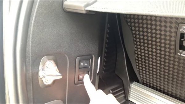 2022 72 LAND ROVER DEFENDER 90 V8 CARPATHIAN EDITION IN CARPATHIAN GREY WITH SATIN PPF