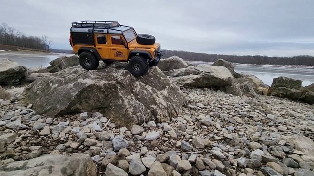 Traxxas Trx4m Camel Trophy Slow Winter Crawl смотреть онлайн