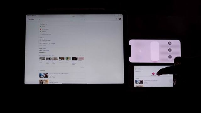 iPhone 12 Display Issue - Major Yellow/Green Tint problem which no one is talking about смотреть онлайн