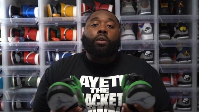 FIRST LOOK: AIR JORDAN 5 OREGON/APPLE GREEN IN HAND SNEAKER REVIEW смотреть онлайн
