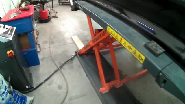 Autokato Automotive Scissors Lift смотреть онлайн