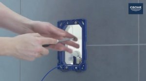 Установка клавиши смыва с пневматическим управлением GROHE.