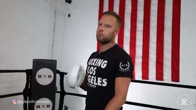 5 MUST KNOW Punch Combinations in Boxing смотреть онлайн