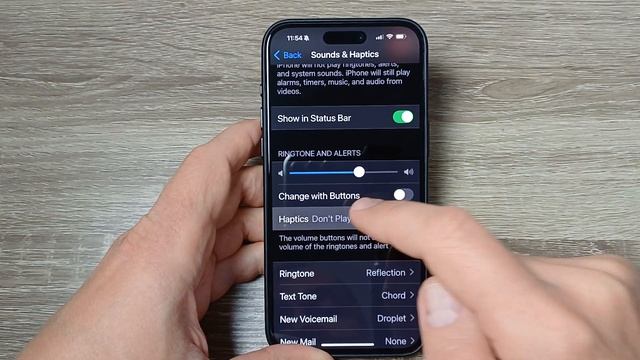 How to Enable Vibrations on Silent Mode on iPhone 15 Pro & Pro Max смотреть онлайн